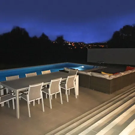 빌라 W Heated Pool Near Obidos, Cleaning Included Nadadouro